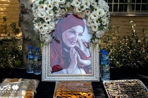 هنر فراموش‌نشدنی سینی‌های حلوای ایرانی‌ها که میزهای عزا را بهشت می‌کند!