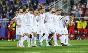 فیلم لو رفته از رقصیدن بازیکنان تیم ملی فوتبال ایران در اتوبوس / سردار چه با عشوه میرقصه !! + فیلم