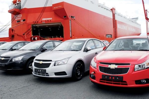 ماجرای واردات خودرو به نام جانبازان/ سودش برای کیست؟