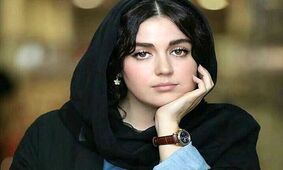 عکسی جذاب و باورنکردنی از افسانه پاکرو! / خانم بازیگر هر روز جوانتر میشود!