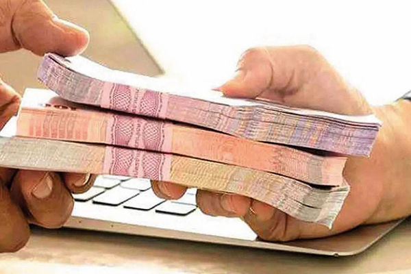 با افتتاح حساب 3 ماهه وام 5 درصدی بگیرید