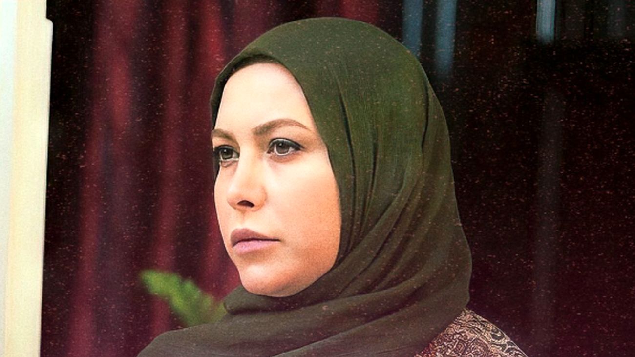 عکس شوکه کننده از چهره جدید فریبا نادری / متورم با ژل و بوتاکس !
