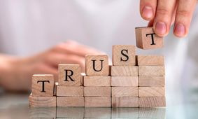 سقوط اقتصاد  کشورها با پایان یافتن کیفیت این چسب! 