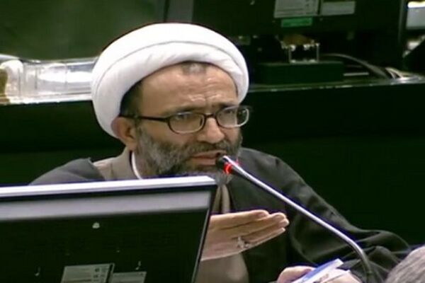 نماینده تهران خطاب به پزشکیان: وقت خداحافظی با مدیران ناتوان نزدیک است؟