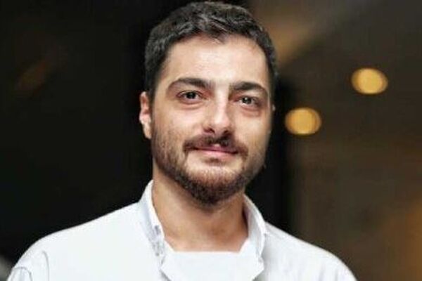 کشف استایل بی‌نقص و فاخر بازیگر معروف سریال شغال! + فیلم