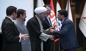 پتروشیمی بوعلی سینا منتخب یکصد برند برتر ایران شد / سود هر سهم «بوعلی» 2.2 برابر شد
