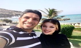 رفتار دور از شان سپهر حیدری با عکس همسر خیلی جوانش  / خجالت آور است