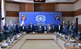 اهداءتندیس نقره‌ای به شرکت نفت بهران در هشتمین دوره جایزه ملی مدیریت انرژی