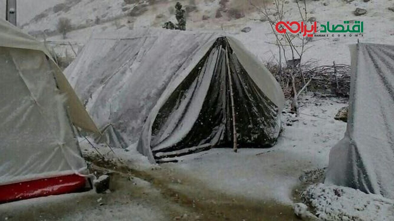 مادر و پسر زلزله زده در خوی زیر چادر جانباختند