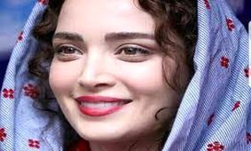 عکس دور از شان بهنوش طباطبایی با لباس خیلی جلف ! / ولی واقعا این رنگ بهش میاد !