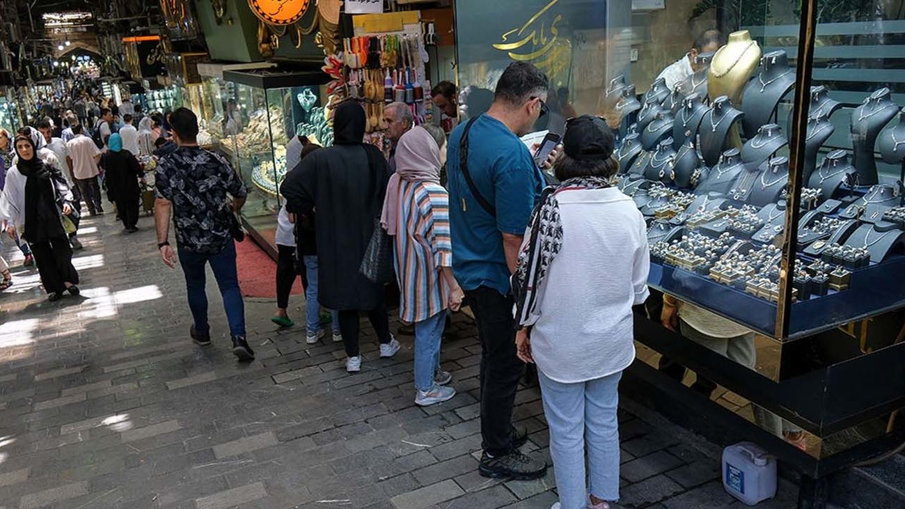 پیش بینی قیمت طلا و سکه ۱۱ تیر ۱۴۰۳ / قیمت طلا و سکه زیر سایه دلار