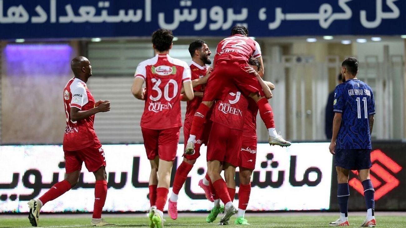 یک ستاره در پرسپولیس ماندگار شد / هستم ولی خستم !! ؛ نقل و انتقالات هر روز سخت تر می شود