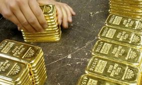 رکوردشکنی جهانی طلا، هجوم مردم چین برای خرید + فیلم