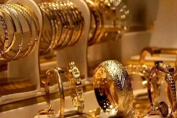 قیمت طلا و نقره امروز سه شنبه ۹ دی ۱۴۰۴ 